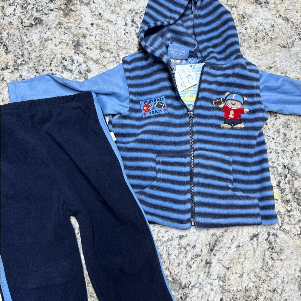 Three-piece duck duck goose new with tags Striped Blue Hoodie and Pants Set